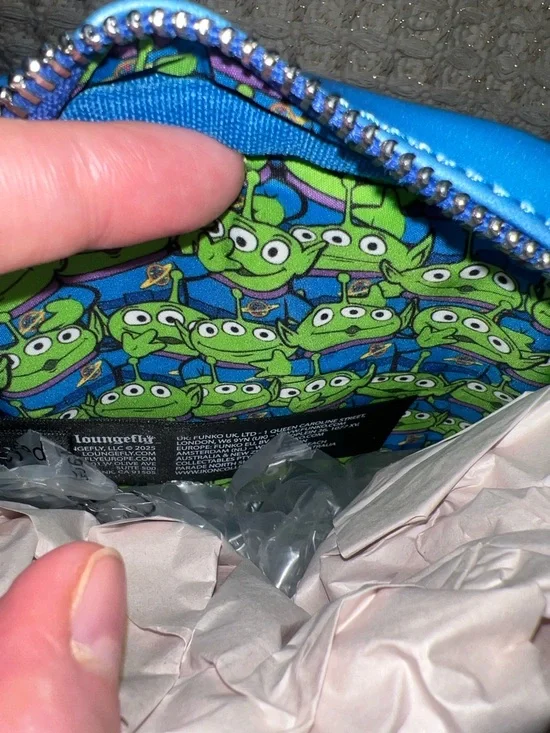 NWT Loungefly Toy Story 30th Anniversary Aliens Crossbuddies Crossbody Bag - Picture 15 of 16